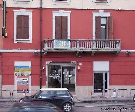 Hotel Mantegna Stazione 3*