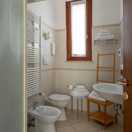 Hotel Mantegna Stazione 3*