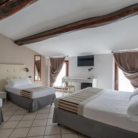 Hotel Mantegna Stazione Mantova