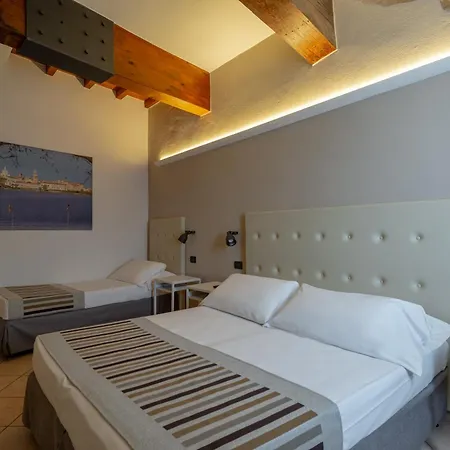 Hotel Mantegna Stazione 3*