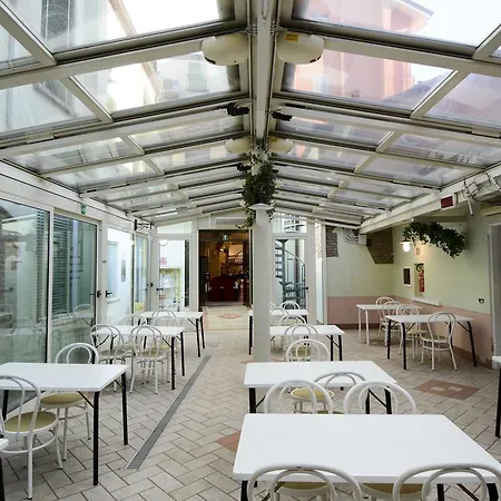 Mantegna Stazione Hotel