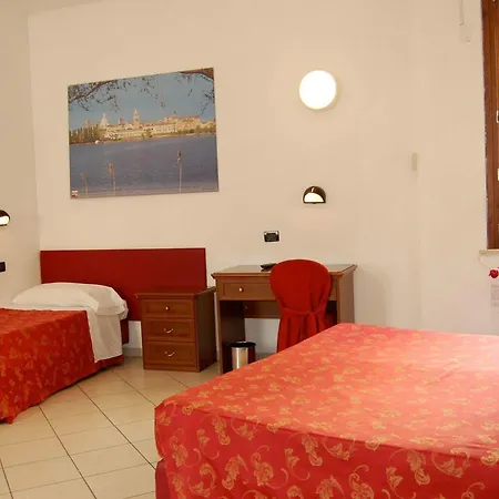 Hotel Mantegna Stazione